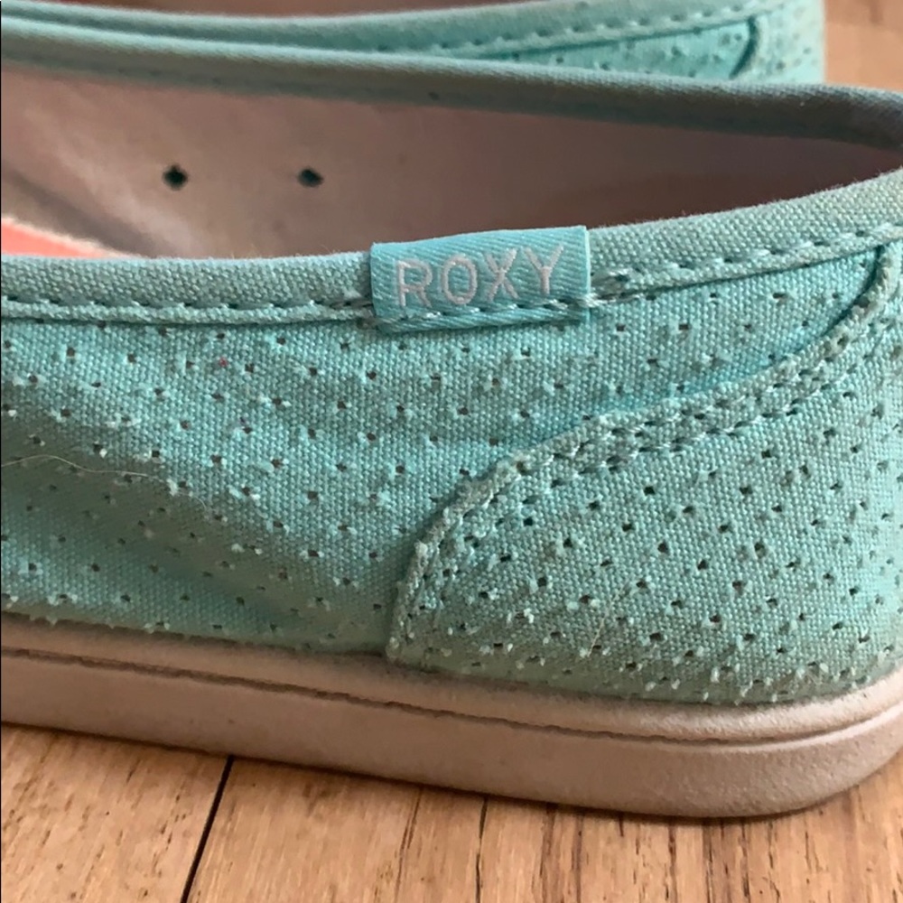 Turquoise Roxy Shoes - Picture 5 of 6